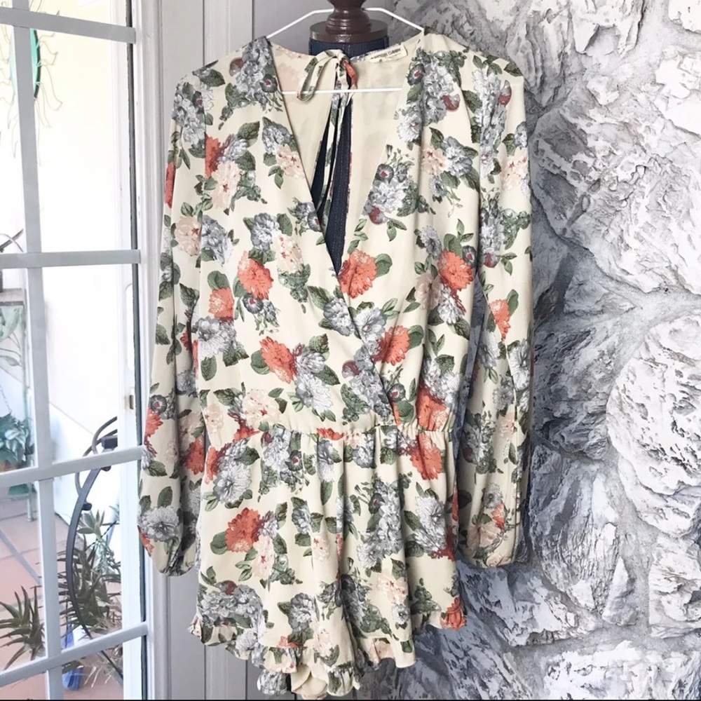 Cotton Candy | Floral Romper - Picture 3 of 8